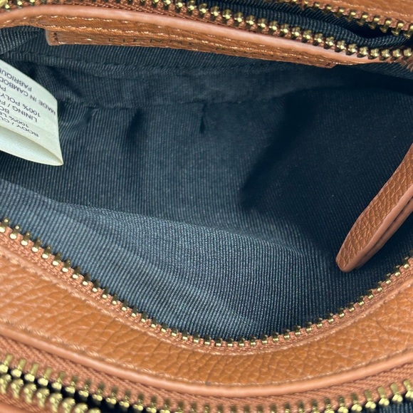 ETIENNE AIGNER ADELINE LEATHER  CAMERA BAG PURSE CROSSBODY - Picture 6 of 11